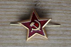 Odznak ruská hviezda, kosák a kladivo